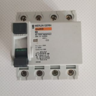 Interruptor Diferencial Merlin Gerin ID 25A