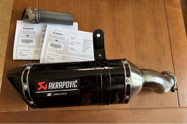 Escape Akrapovic Z900