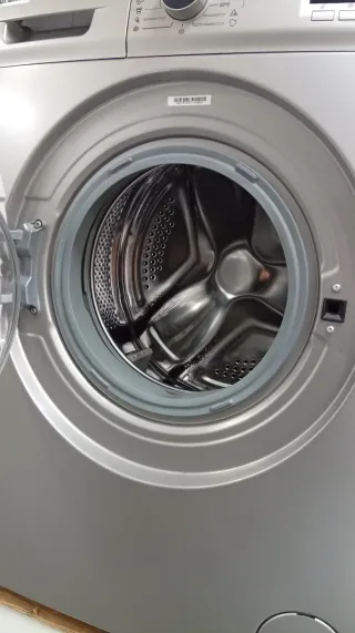 Lavadora Rebrand Silver 7kg