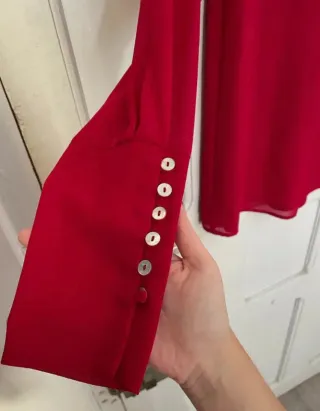 Blusa roja manga larga biombo 13 / bimani