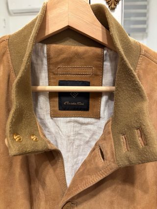 Chaqueta de ante marrón