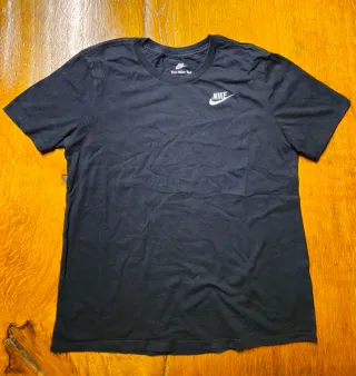 T-shirt Nike donna nera tg S/M (cod. B7)