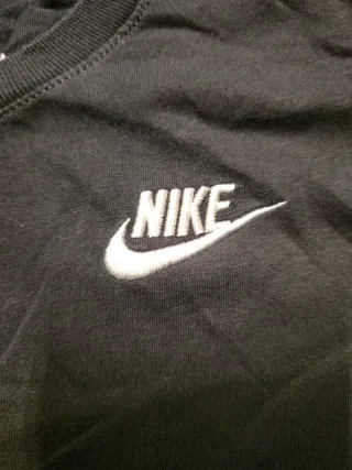 T-shirt Nike donna nera tg S/M (cod. B7)