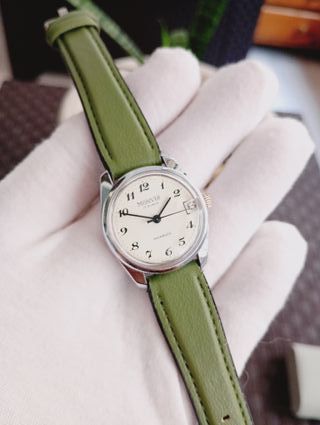 Reloj Monvis Plata y Verde