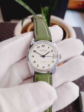 Reloj Monvis Plata y Verde