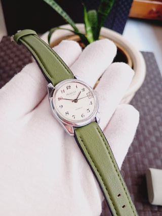 Reloj Monvis Plata y Verde