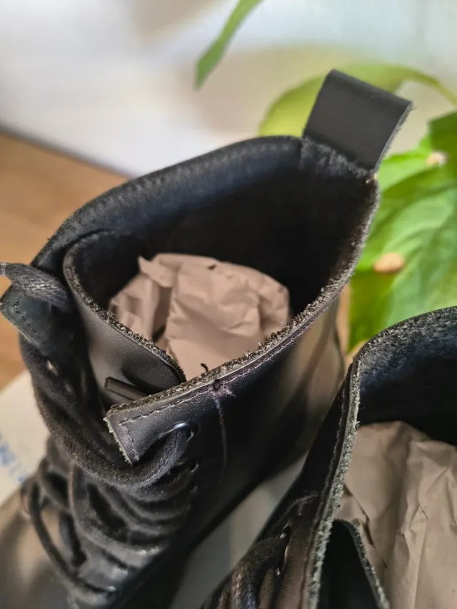 Botas plataforma de piel con cordones negras