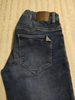 Pantalón vaquero niño desgastado 13-14 años