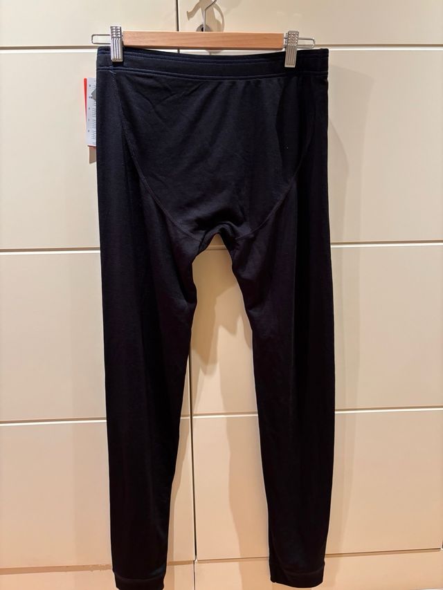 Pantalón térmico UNNO Talla L sin estrenar