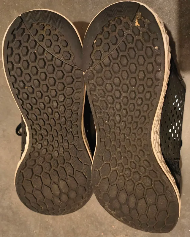 Zapatillas New Balance Hombre Negras T. 45