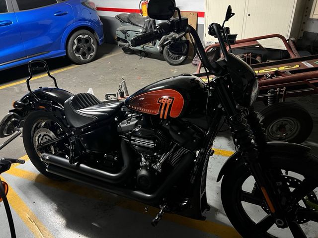 Asiento Harley Street Bob