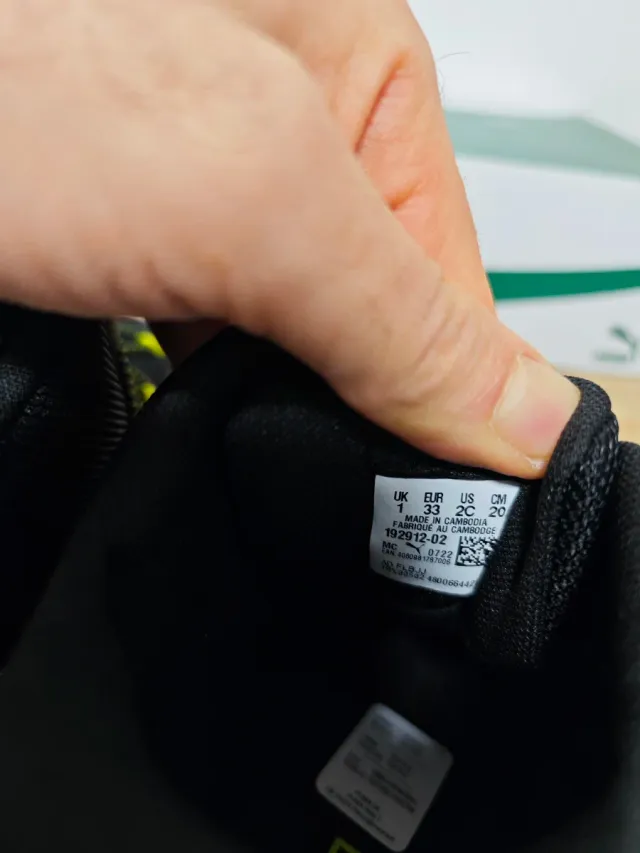 Scarpe Puma Bambino Taglia 33 Nuove