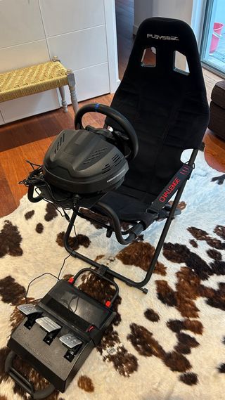 Thrustmaster T300RS GT + Playseat