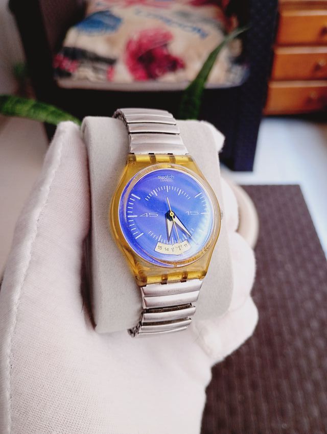 Reloj Swatch Azul y Plateado