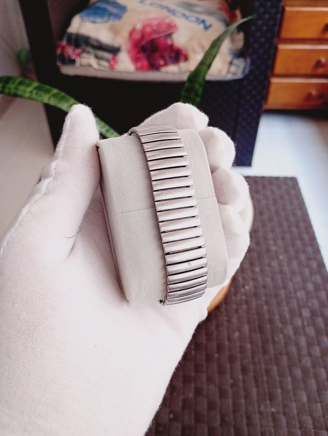 Reloj Swatch Azul y Plateado