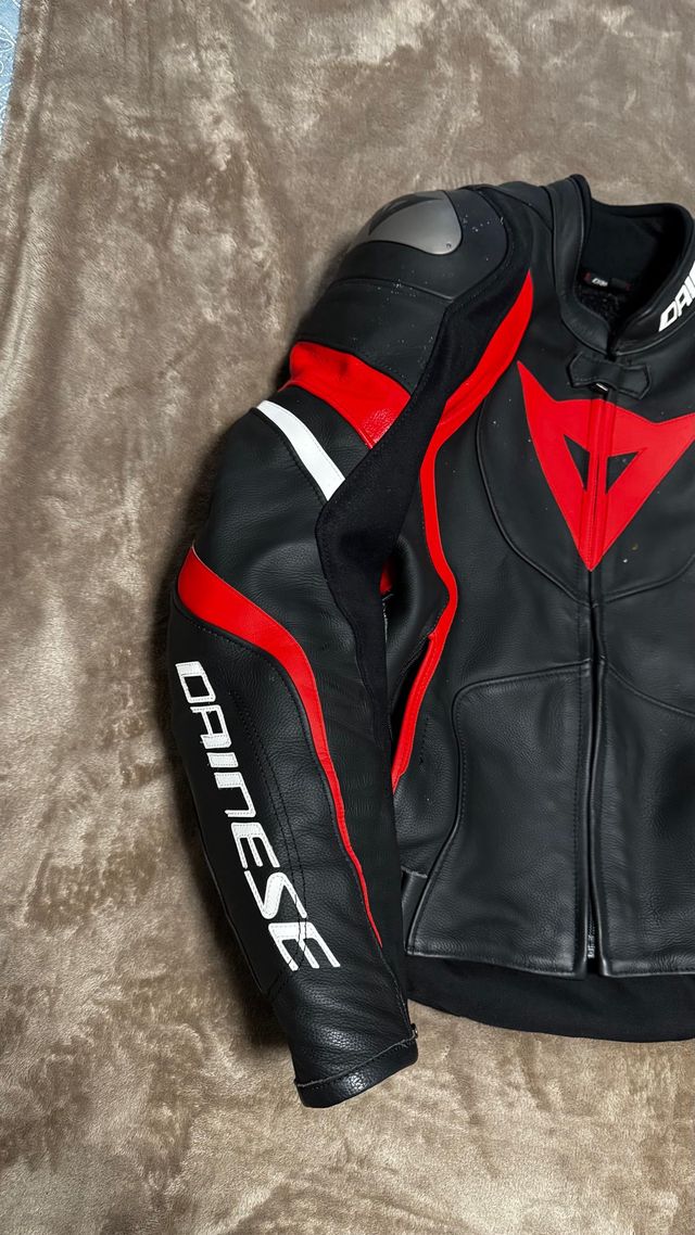 Mono Dainese completo
