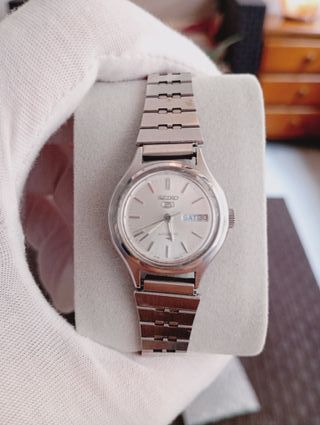 Reloj Seiko Automático Plata y Blanco