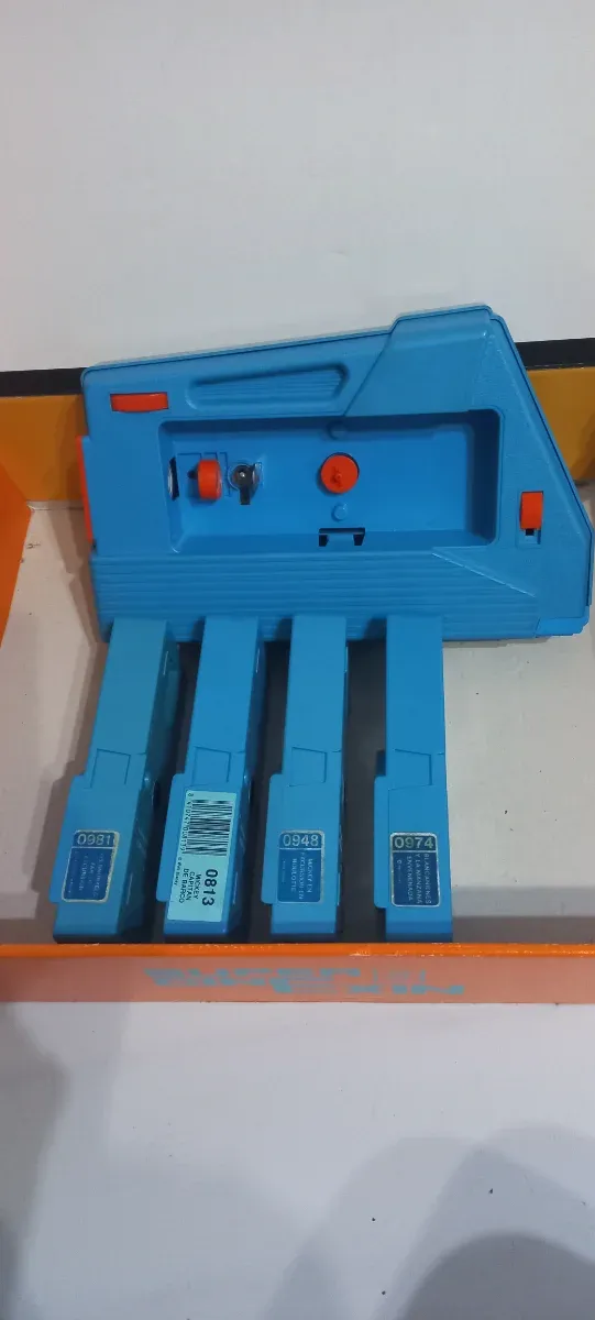 Proyector Súper 8 CINEXIN