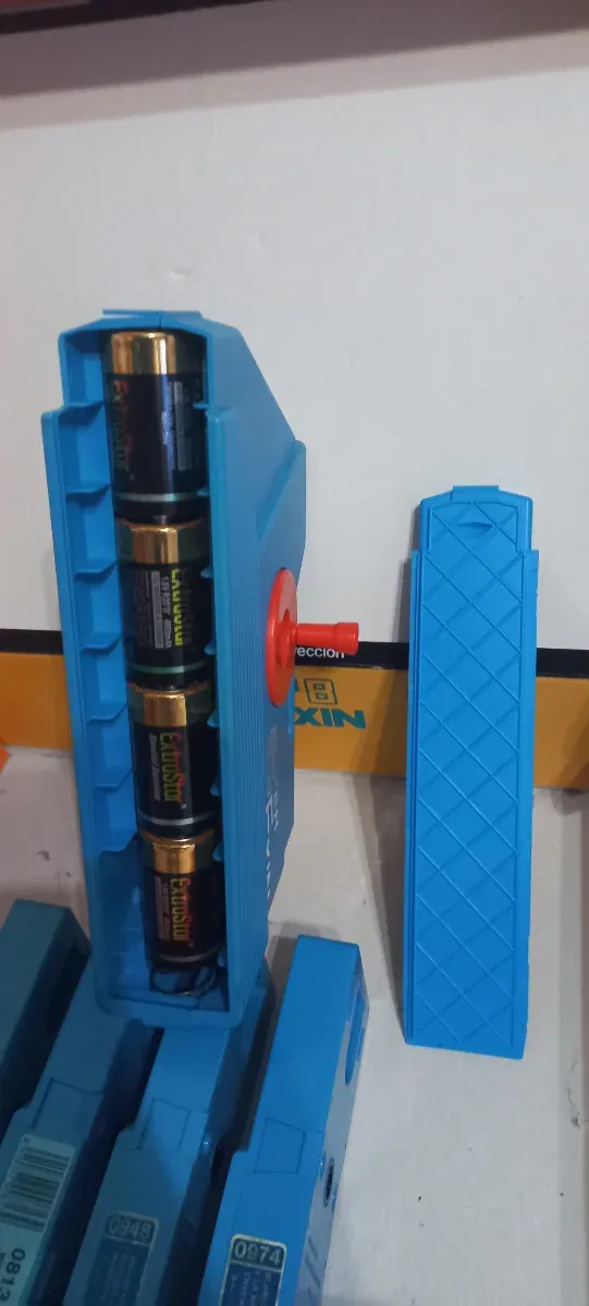 Proyector Súper 8 CINEXIN