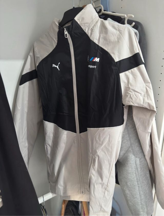 Chaqueta Puma x BMW Motorsport Beige/Negra