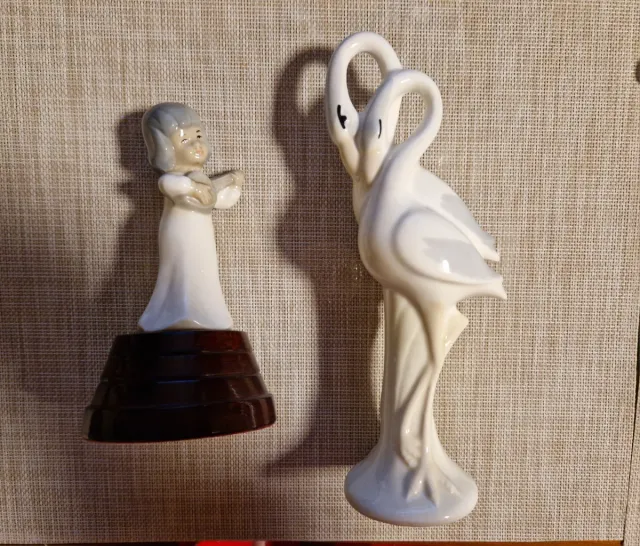 2 Figuras Porcelana Cisnes y Niña
