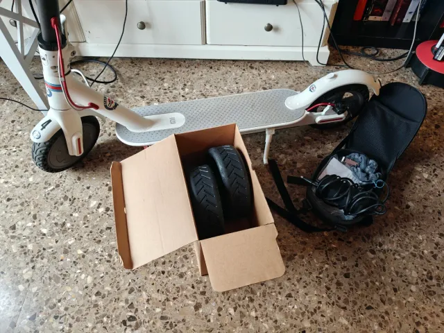 Patinete Eléctrico Xiaomi M365 Blanco Martini