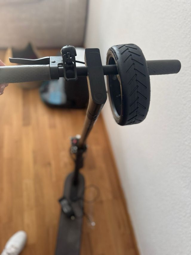 XIAOMI Mi Electric Scooter 1S (Black), Versión bás