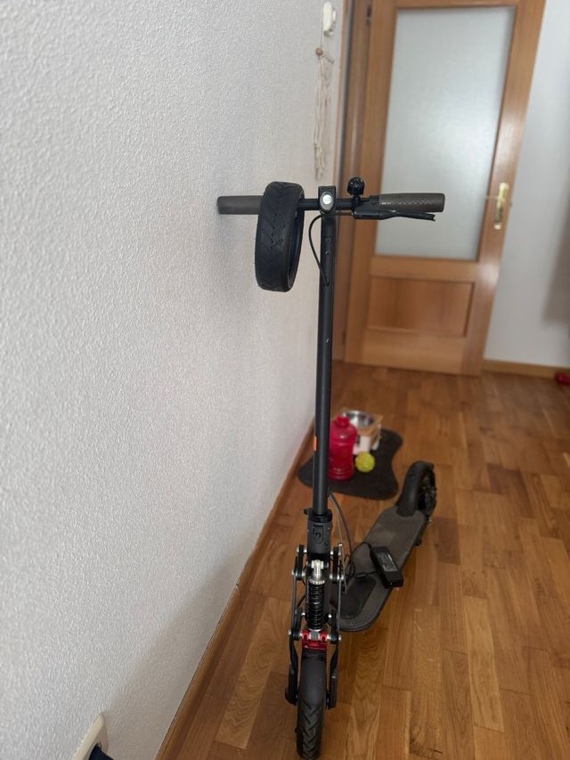 XIAOMI Mi Electric Scooter 1S (Black), Versión bás