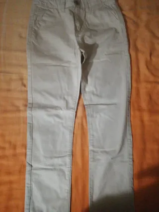 Pantalón fino beige niño talla 9 10
