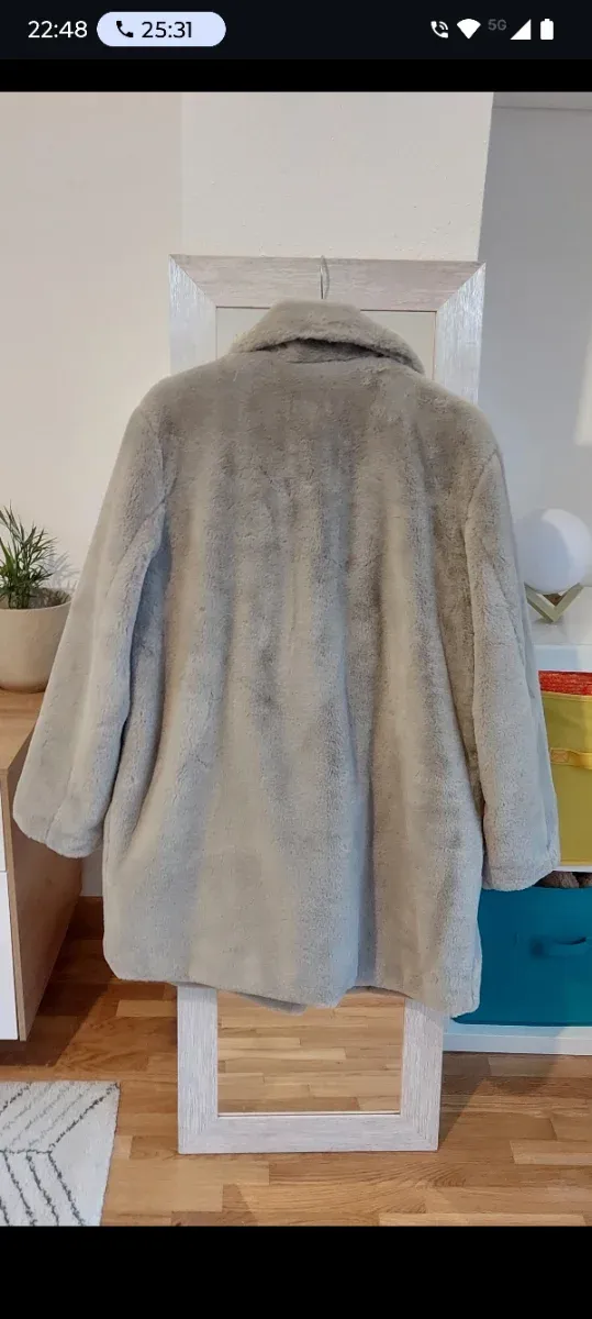 Abrigo pelo Zara beige