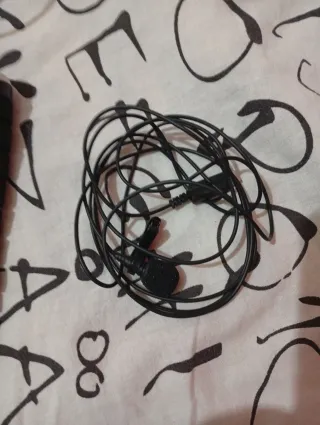 Webcam Gamer con Soporte y Audio con estuche.