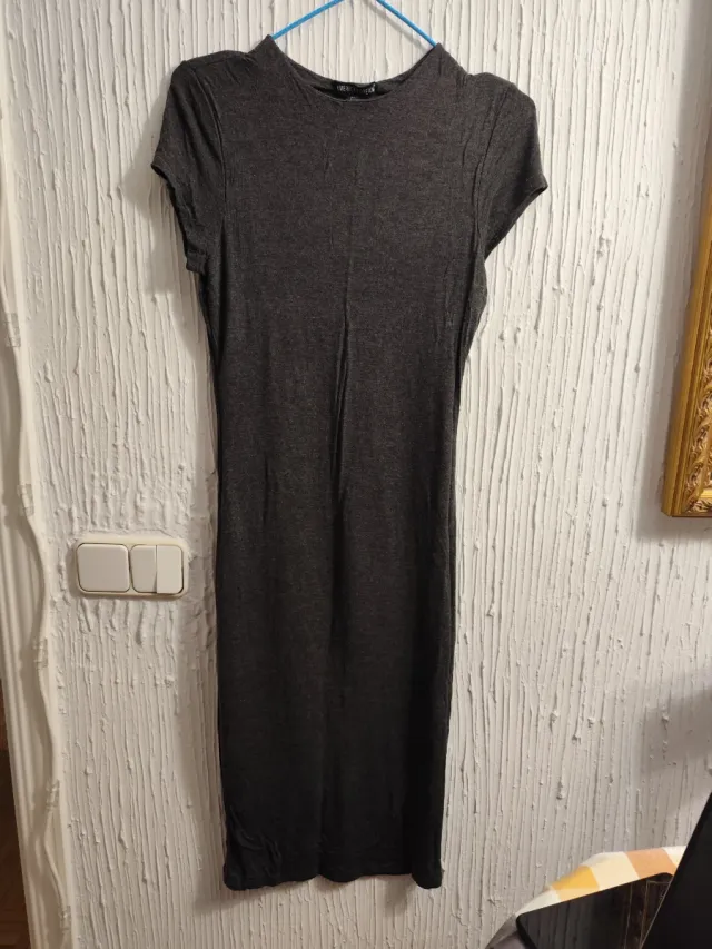 Vestido midi gris