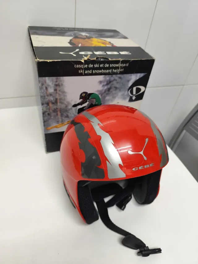 Casco de esquí infantil Cebe rojo