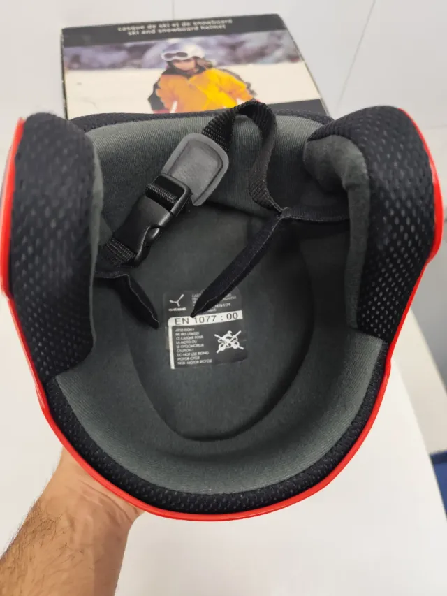Casco de esquí infantil Cebe rojo