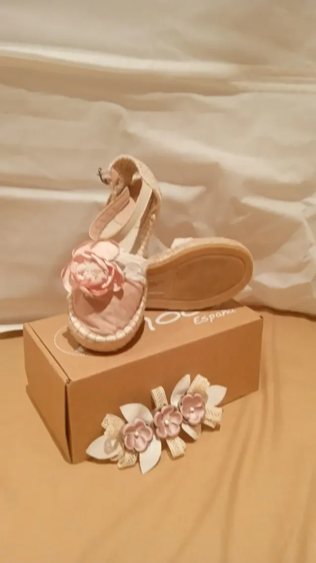 Zapatos comunión niña y pasador para el pelo