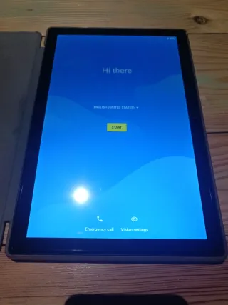 Tablet Teclast P20HD Negra 64g, 4g ram, con funda.