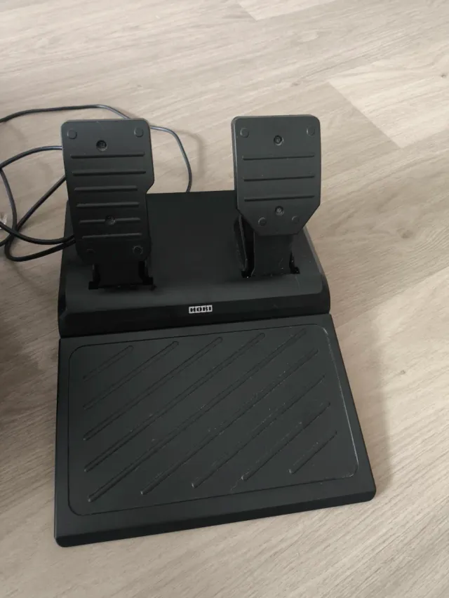 Volante HORI PS4/PS5/PC