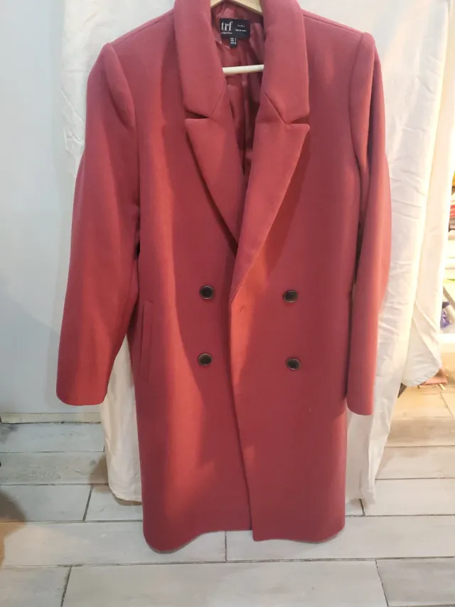 Abrigo Zara TRF rosa palo Talla S