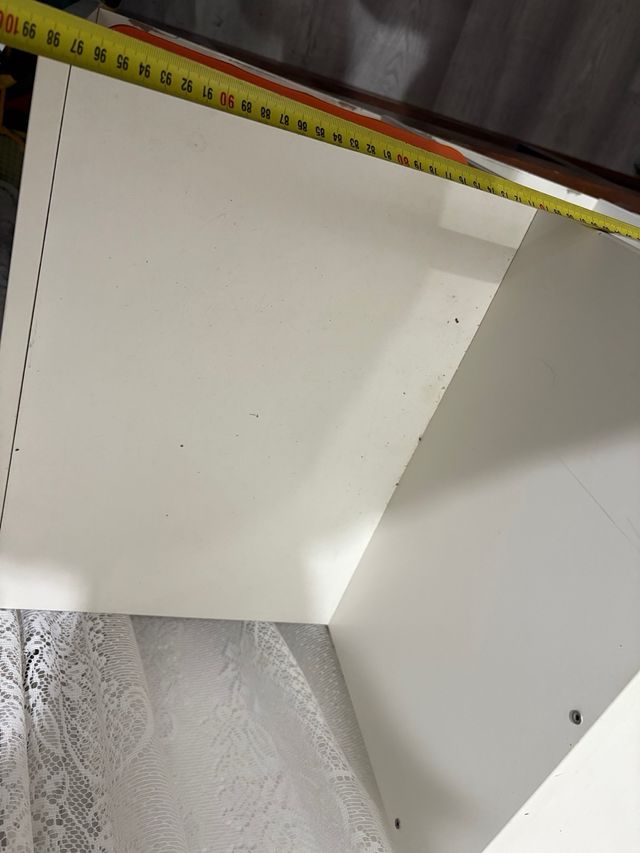 Estante modular Ikea branca e laranja