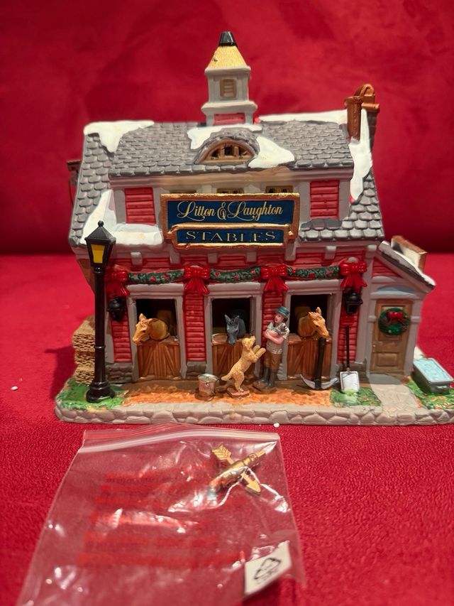 Lemax Stables Litton & Laughton