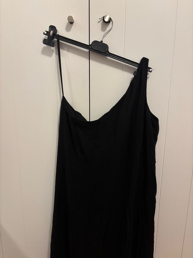 Vestido seda negro