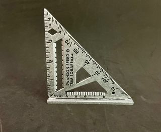 Escuadra Swanson Trim Square