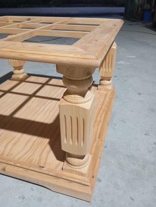 Mesa centro en madera de pino