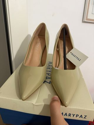 Tacones Marypaz Beige Talla 37