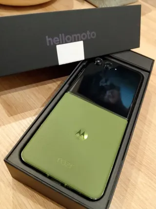 Motorola Razr 50 ultra Nero