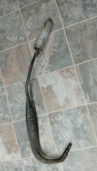 Tubo Escape TAVI AM6