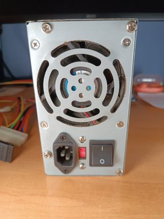 Fuente de Alimentación Frontier