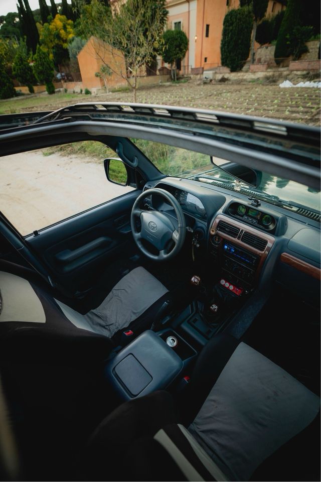 Toyota Land Cruiser 90 1998