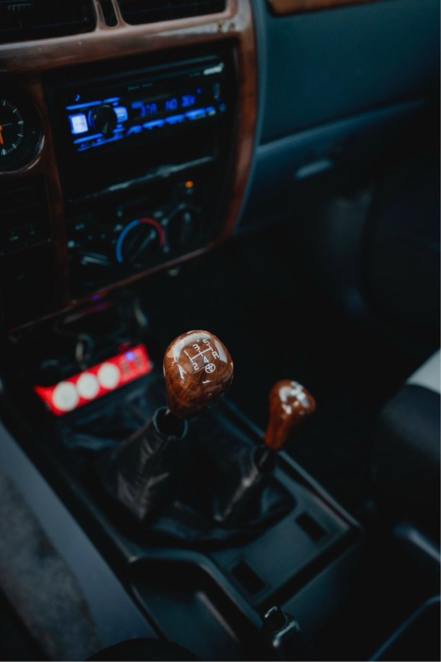 Toyota Land Cruiser 90 1998