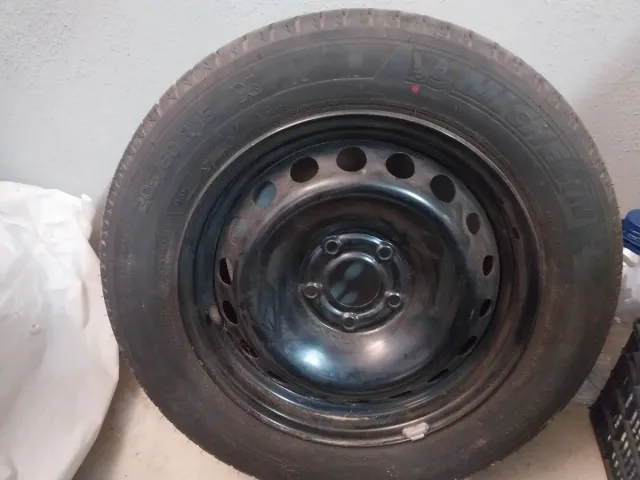 Rueda de repuesto 16 pulgadas renult megane 2010